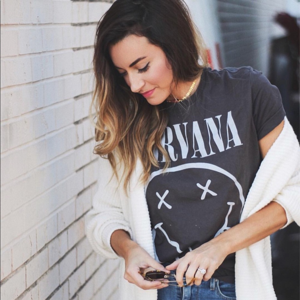 Nirvana tee